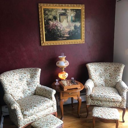 The Fallen Tree Inn Geneva Extérieur photo